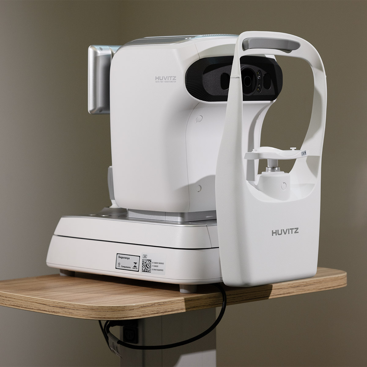 Huvitz Autorrefractor Queratómetro HRK-8100A — vista 12 de 23