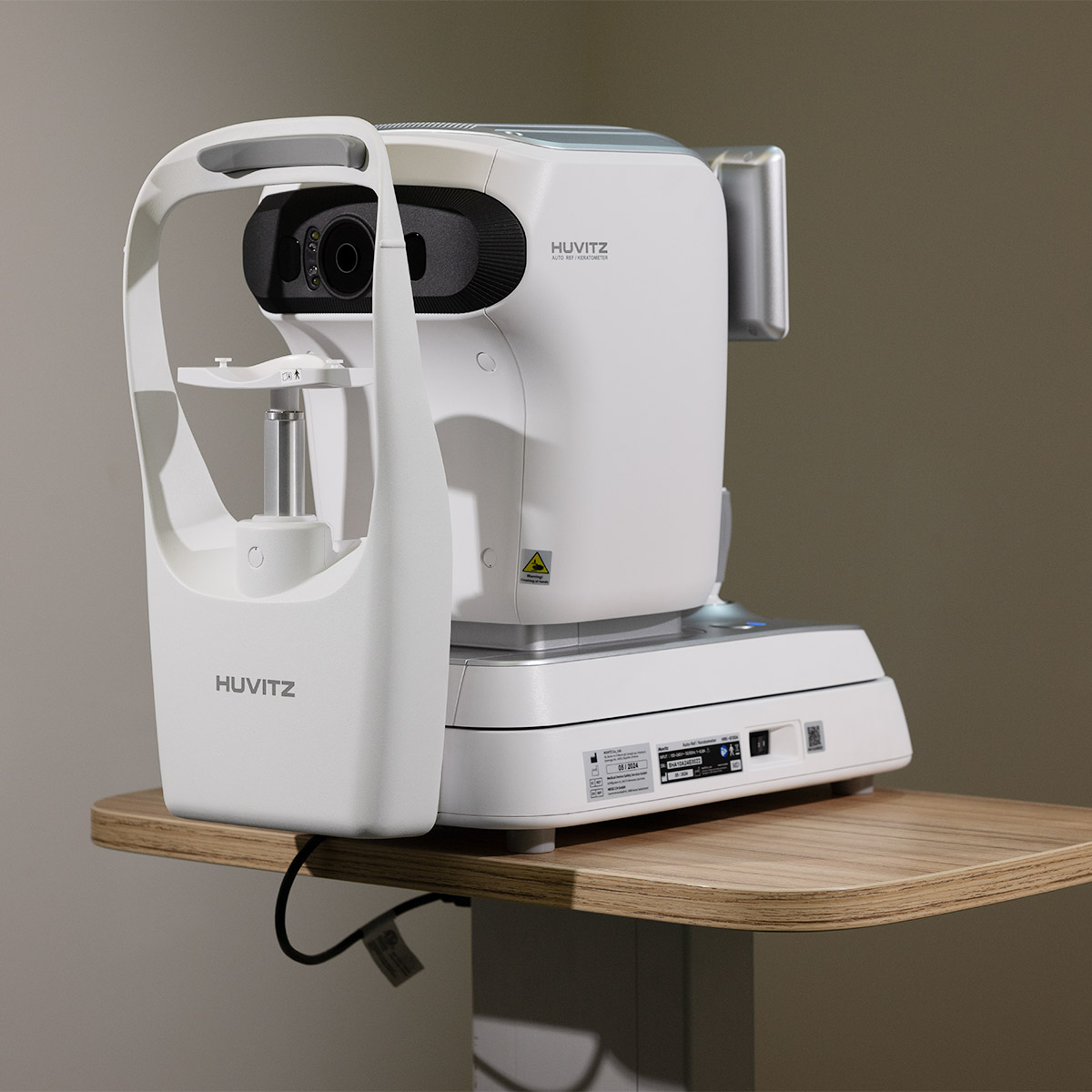 Huvitz Autorrefractor Queratómetro HRK-8100A — vista 17 de 23