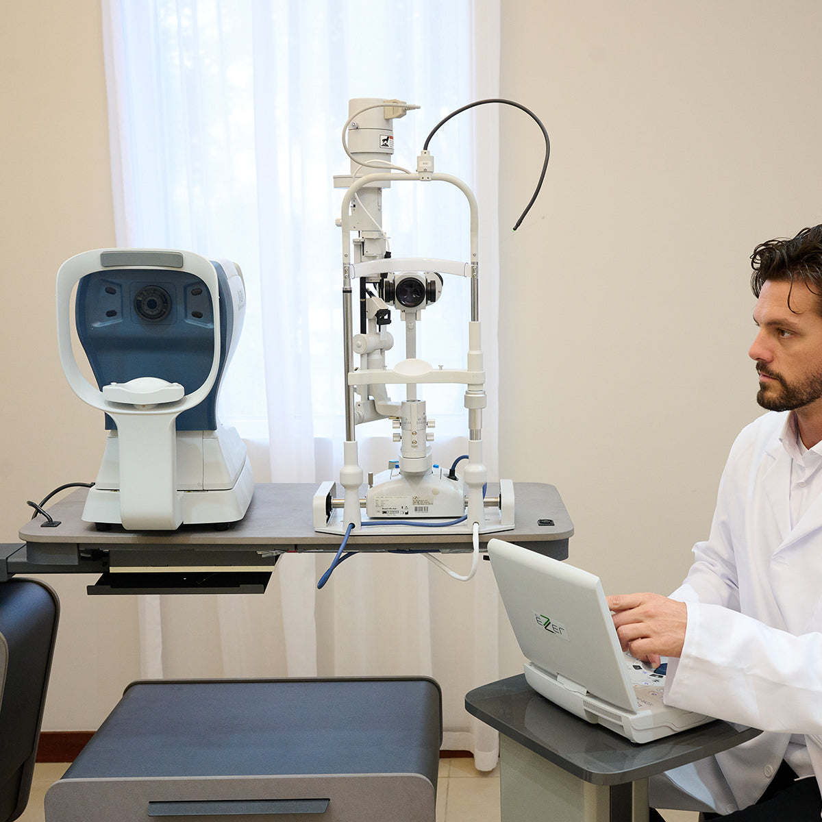 Visionare Unidad de Refracción Genova — vista 8 de 29