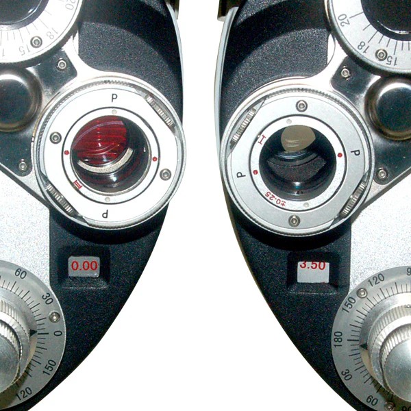 Luxvision Refractor Manual R-2500 — imagen de detalle 2 de 5